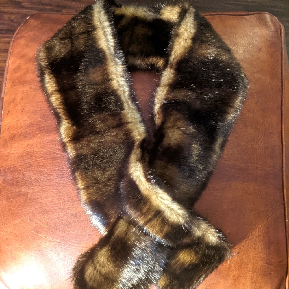 Faux fur scarf